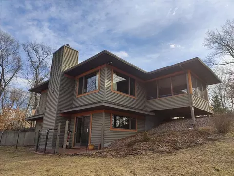 n5335 Hill Road, Black River Falls, WI 54615