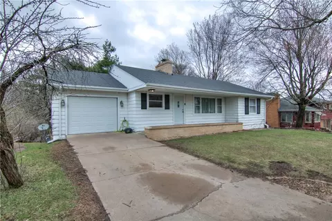 2212 Altoona Ave, Eau Claire, WI 54701