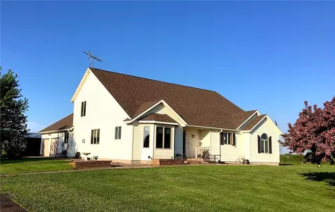 e6809 County Road E, Menomonie, WI 54751