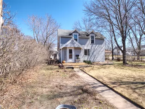 1321 Margaret St, Eau Claire, WI 54701