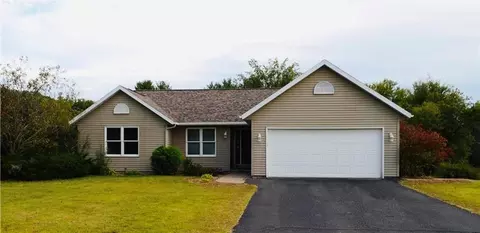 115 Grey Friar Ln, Eau Claire, WI 54701