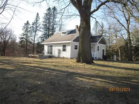 2605 7th St, Cumberland, WI 54829