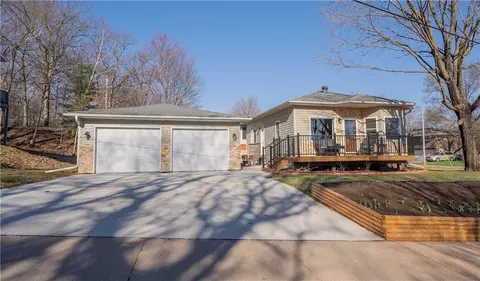 818 Mount Nemo Ave, Eau Claire, WI 54703