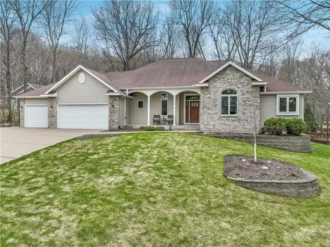 3319 David Dr, Eau Claire, WI 54701