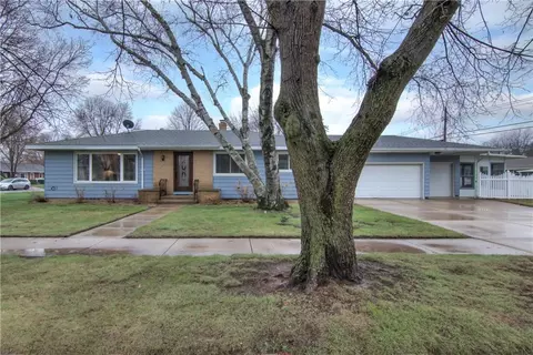 2716 Nimitz St, Eau Claire, WI 54701