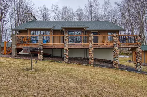8214 Peninsula Ln # N, Hayward, WI 54843