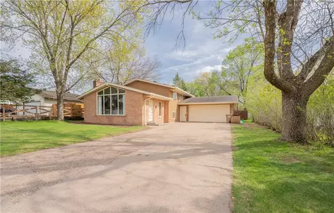 2111 North Ln, Eau Claire, WI 54703