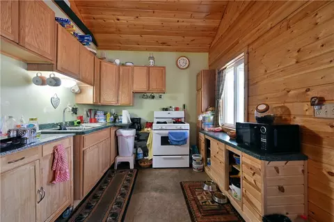 48840 Old Grade Rd, Cable, WI 54821 photo 9