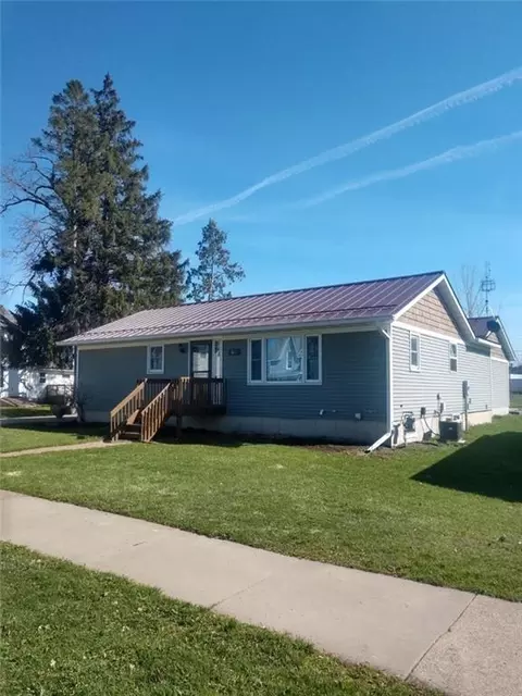 610 W Brown St, Augusta, WI 54722