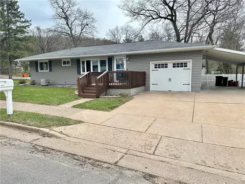 2519 Dale St, Eau Claire, WI 54703