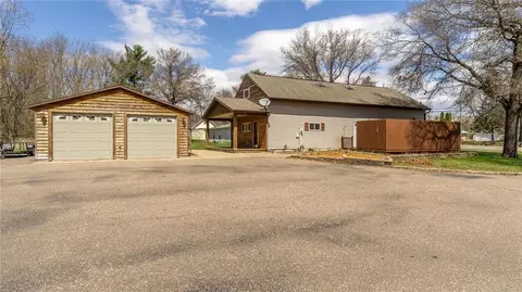 1412 Peterson Ave, Eau Claire, WI 54703