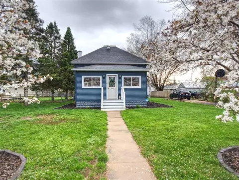 334 N Jackson St, Mondovi, WI 54755