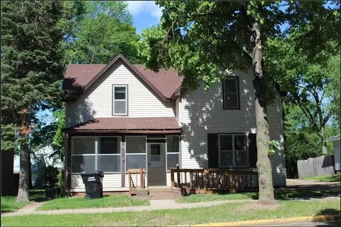 1217 9th St E #1, Menomonie, WI 54751