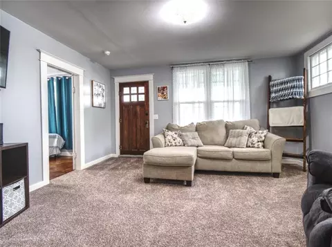 302 W Main St, Thorp, WI 54771 photo 9
