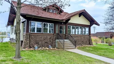1620 Priddy St, Bloomer, WI 54724