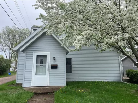 1009-1011 St Augustine St #1&2, Chippewa Falls, WI 54729
