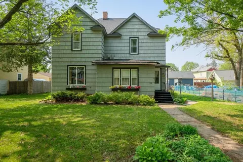 514 Dover St, Chippewa Falls, WI 54729