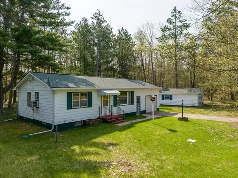 13304 N Gilmore Dr, Minong, WI 54859