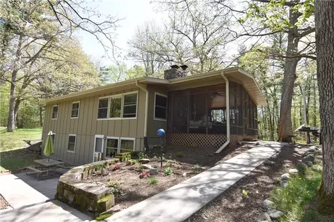 27640 151st St, New Auburn, WI 54757