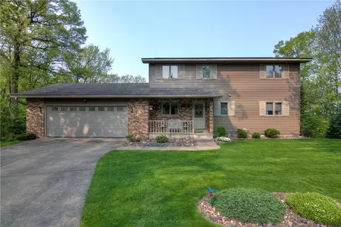 2805 Mountaray Dr, Eau Claire, WI 54703