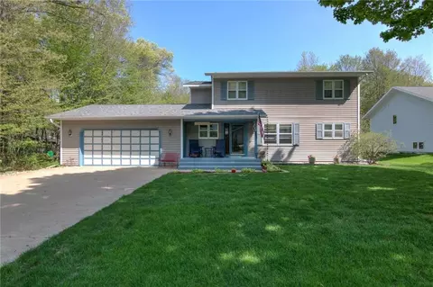 3658 Oakhill Pl, Eau Claire, WI 54703