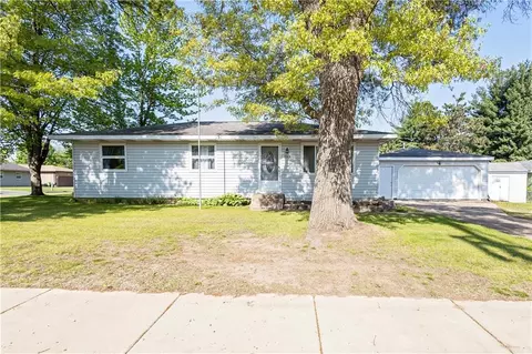 3308 Oakland St, Eau Claire, WI 54703
