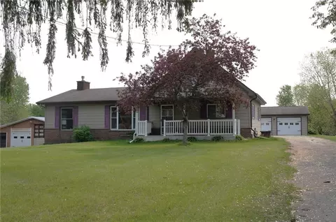 672 S Eau Claire St, Mondovi, WI 54755