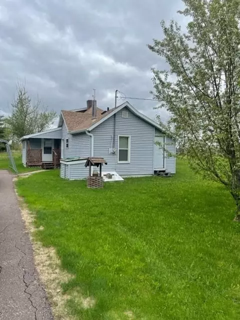 13698 W Phelan Rd, Hayward, WI 54843