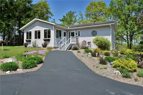 10700 W Woodland Rd, Bruce, WI 54819
