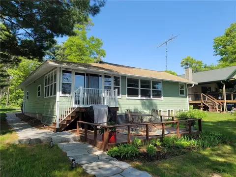 869 23 34 St #A, Chetek, WI 54728