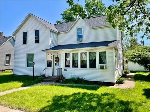 533 Putnam St #3, Eau Claire, WI 54703