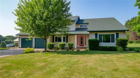 6718 Crescent Ave, Eau Claire, WI 54703