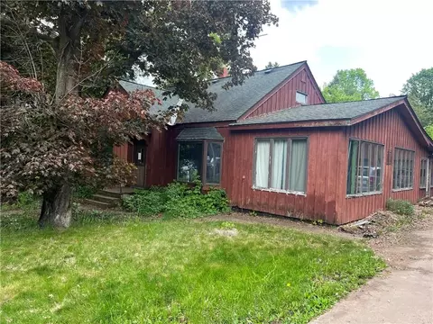 612 S Robert St, Grantsburg, WI 54840