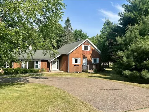 904 Jefferson Ave, Chippewa Falls, WI 54729