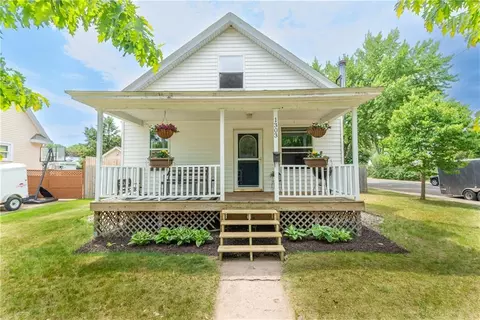 1303 Highland Ave, Eau Claire, WI 54701