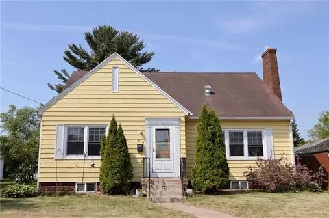 310 S Prairie St, Chippewa Falls, WI 54729