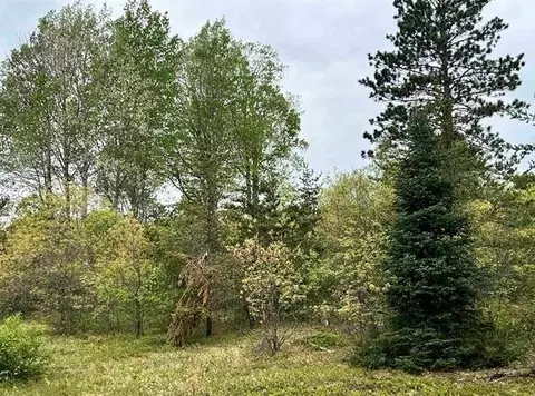 000 Jackman Lake Rd, Iron River, WI 54847
