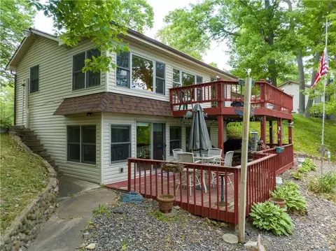 3040 Lakeview Drive, Sarona, WI 54870