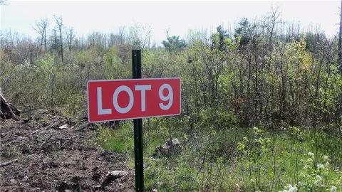 Lot 9 Twin Oaks Trl, Grantsburg, WI 54840