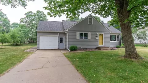 1202 Wilcox St, Menomonie, WI 54751