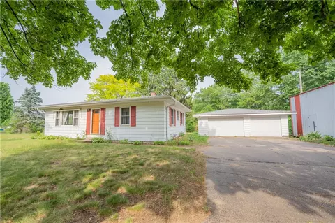 n978 910th Street, Mondovi, WI 54755