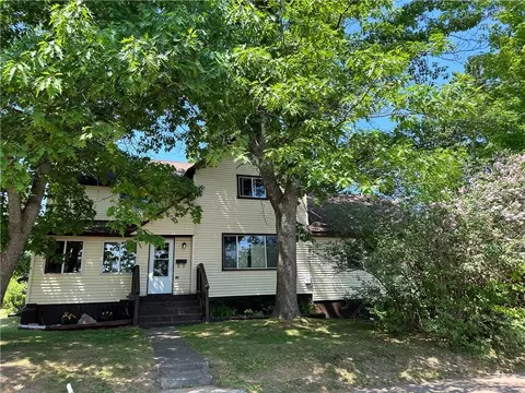 106 N 108 N 9th Ave, Hurley, WI 54534