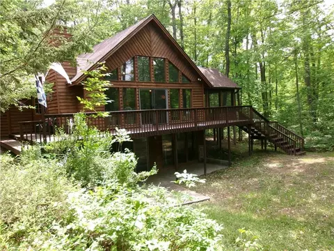 8755 N Wood Trl, Hayward, WI 54843