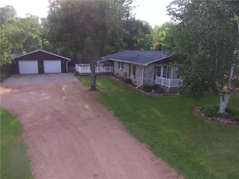 208 E Townline Rd S, Cornell, WI 54732 photo 4