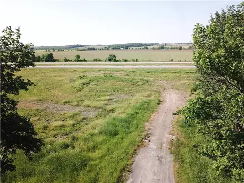 N14738 Tower Avenue, Thorp, WI 54771