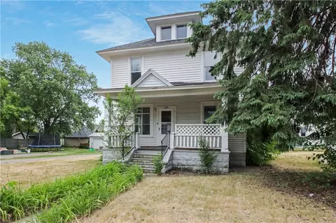 609 Erin St, Eau Claire, WI 54703