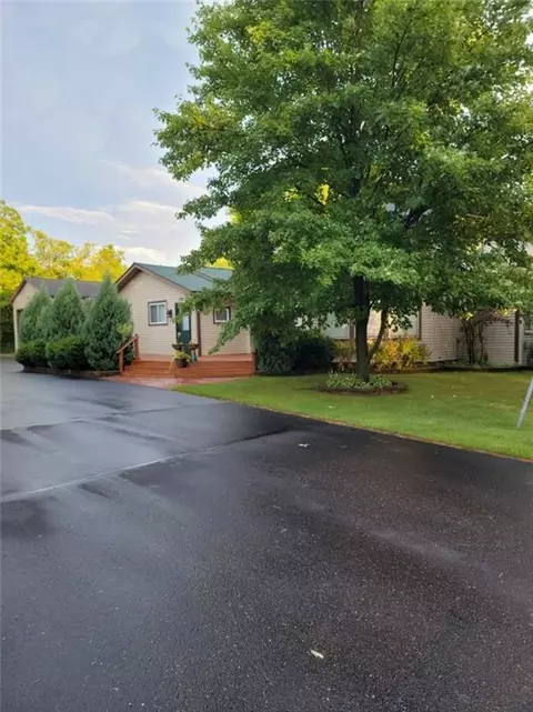 208 Monroe St, Mondovi, WI 54755