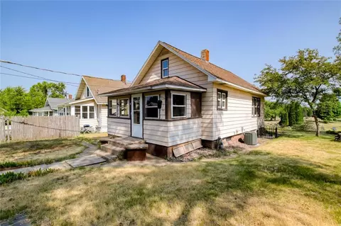 1815 Omaha St, Eau Claire, WI 54703