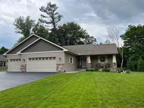1305 W Elm Ave, Menomonie, WI 54751