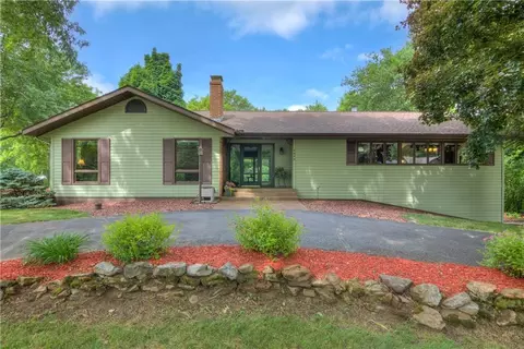 5472 Woodcrest Highlands, Eau Claire, WI 54701